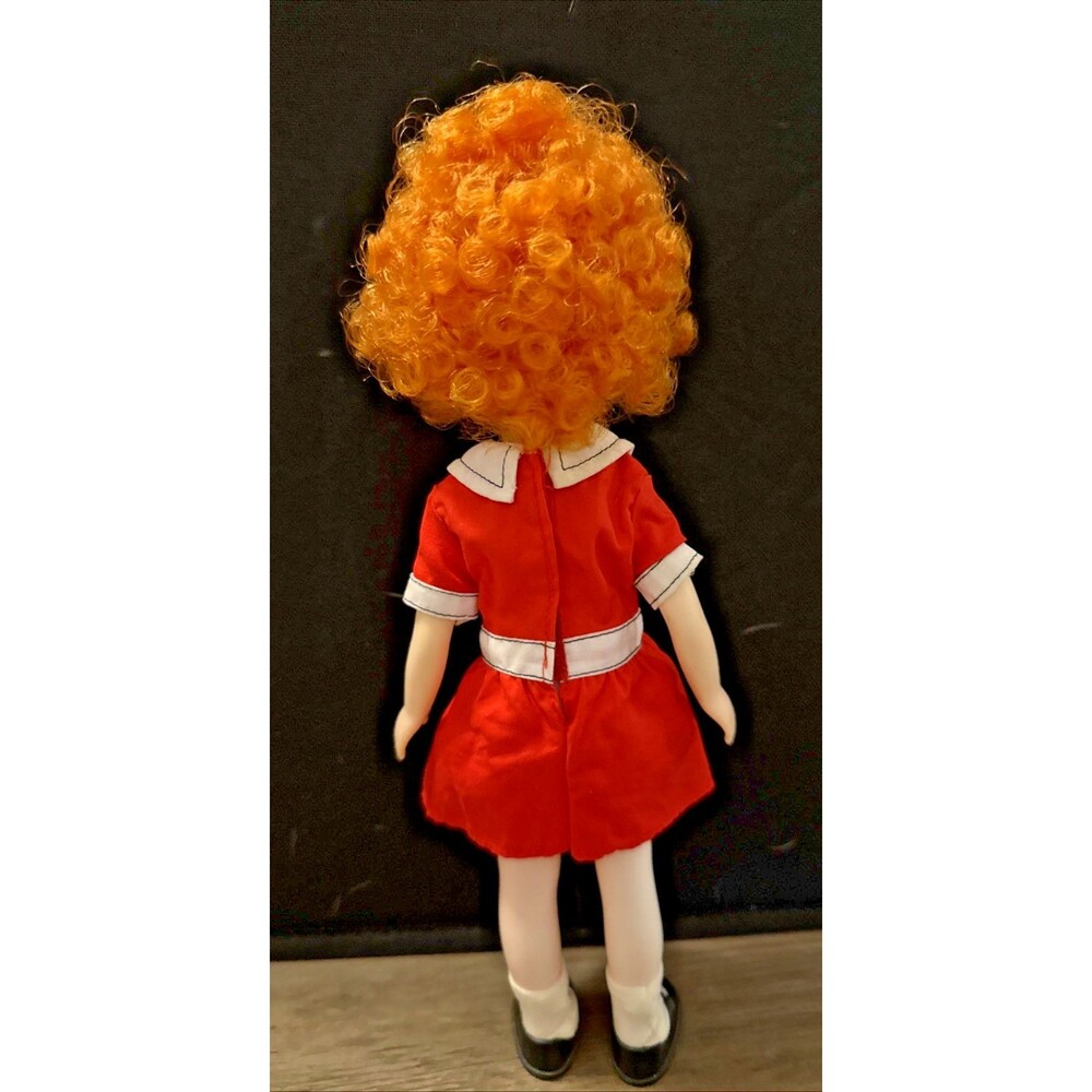 1982 The World of Annie Knickerbocker 11" Doll With Necklace - Picture 2 of 11
